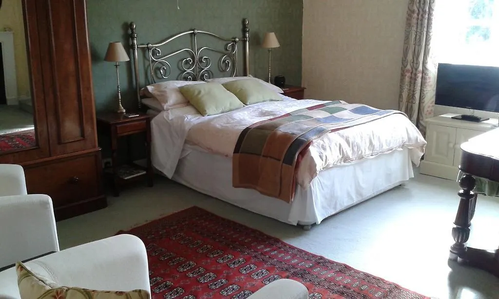Newton Hall 체스터 4*,